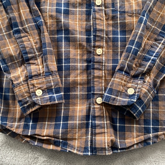 Bundle of 2 Boys’ Button Down Shirts Size 5 - Picture 4 of 9